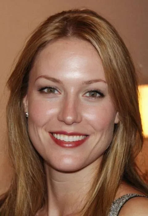 Susanne, 45