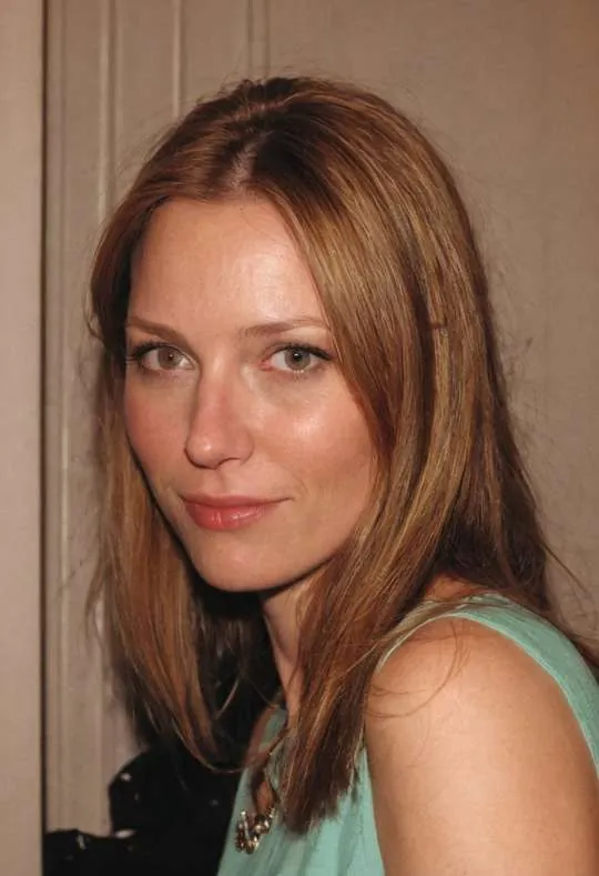 Sabine, 43