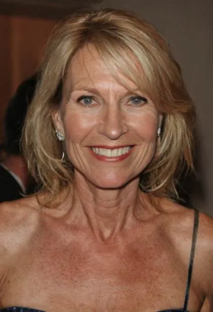 Martina, 51